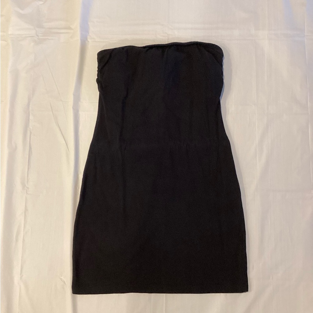Elegant Black Strapless Dress